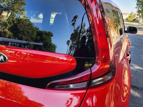 Used 2021 Kia Soul S image 14