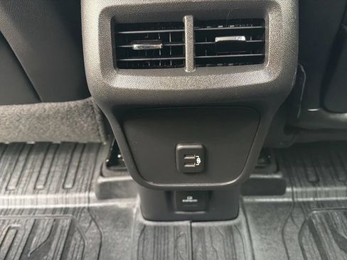 Used 2021 GMC Terrain SLT w/ Infotainment Package II AWD/4WD image 30