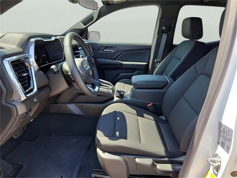 New 2025 GMC Canyon Elevation image 15