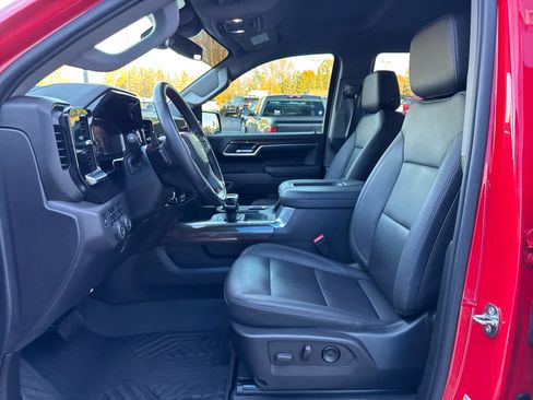 Certified 2022 Chevrolet Silverado 1500 LT Trail Boss w/ LT Trail Boss Premium Package image 20