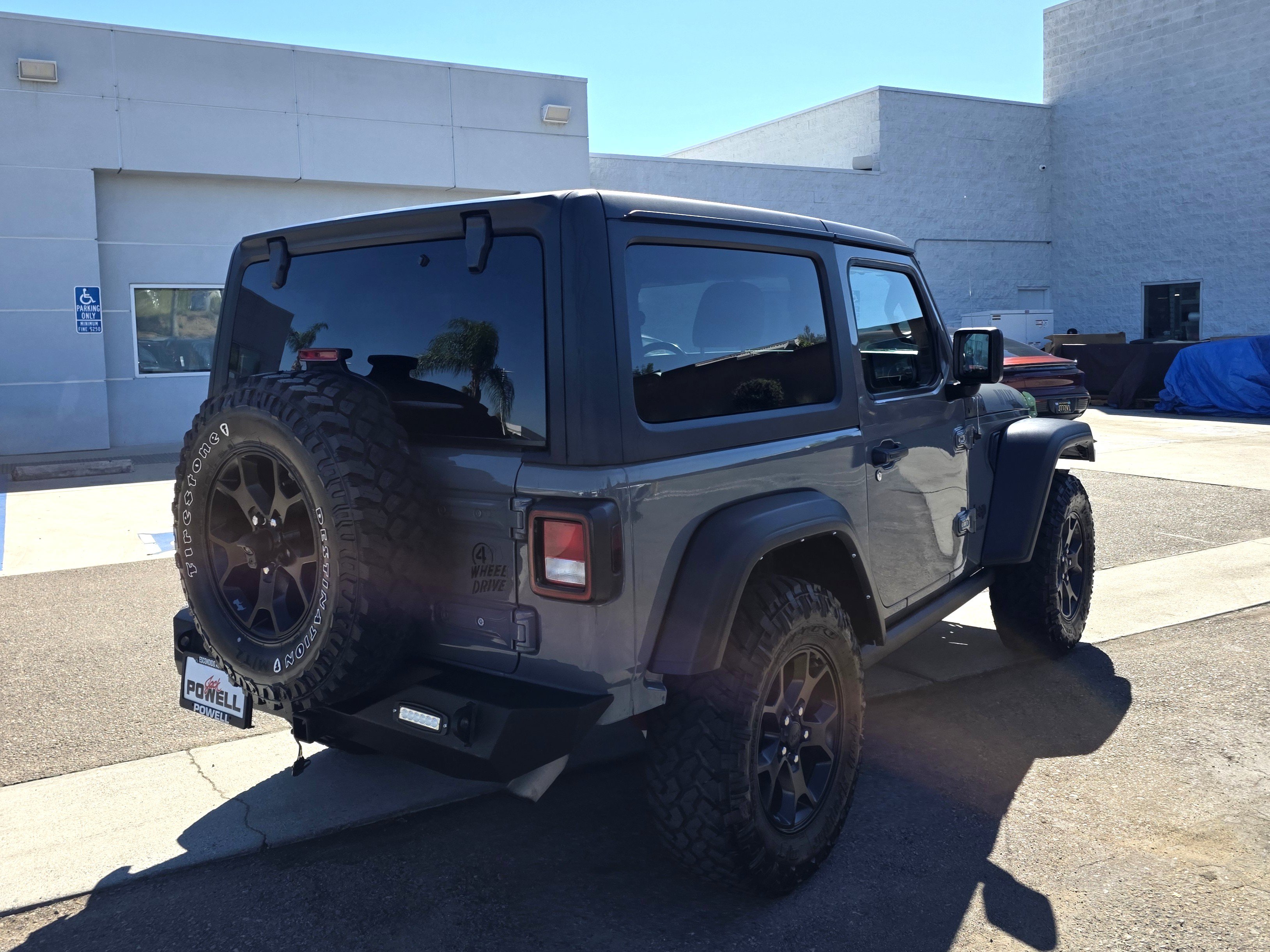 Used 2022 Jeep Wrangler Sport AWD/4WD image 5