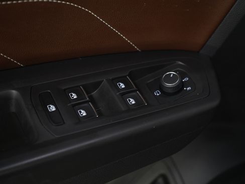 Used 2023 Volkswagen Atlas SEL Premium AWD/4WD image 24