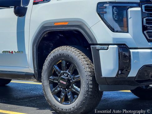 New 2026 GMC Sierra 2500 AT4 w/ AT4 Premium Plus Package AWD/4WD image 3