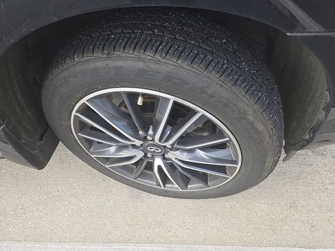 Used 2020 INFINITI QX60 Luxe w/ Sensory Package image 4