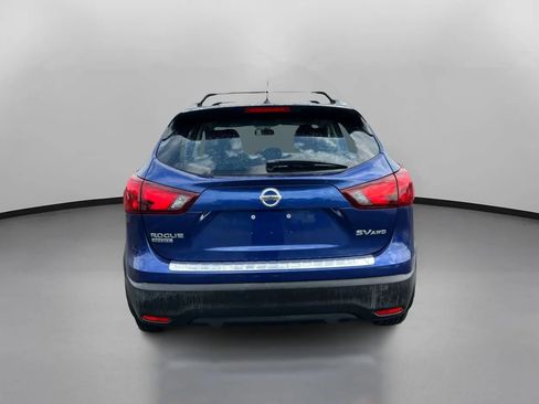 Used 2017 Nissan Rogue Sport SV w/ SV All-Weather Package AWD/4WD image 11