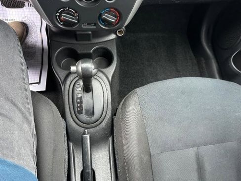 Used 2018 Nissan Versa Note S FWD image 21