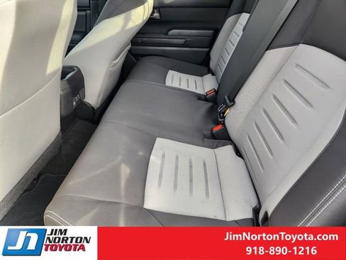 Used 2025 Toyota Tacoma TRD Sport image 32