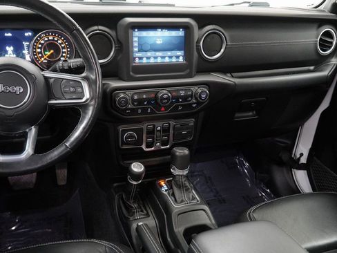 Certified 2019 Jeep Wrangler Unlimited Sahara w/ Cold Weather Group image 27