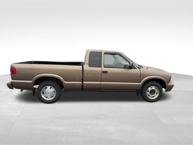 Used 2002 GMC Sonoma SLS w/ Marketing Option Pkg RWD image 8