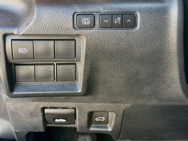 Used 2024 Lexus IS 300 w/ Comfort Package RWD image 32