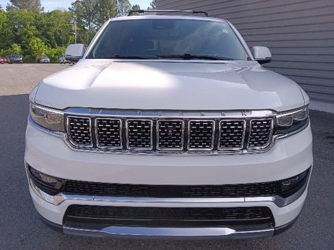 Used 2022 Jeep Grand Wagoneer Series II w/ Premium Group II AWD/4WD image 8