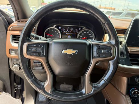 Used 2021 Chevrolet Suburban High Country w/ Premium Package AWD/4WD image 20