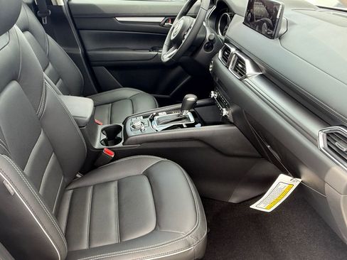 New 2025 MAZDA CX-5 AWD 2.5 S w/ Preferred Package image 25