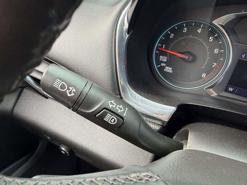 Certified 2023 Chevrolet Traverse RS image 30