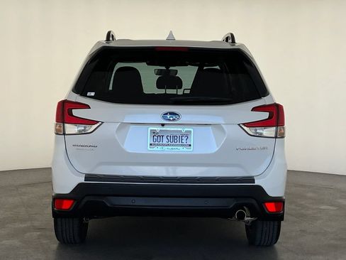 Used 2023 Subaru Forester Limited w/ Popular Package #3 AWD/4WD image 5