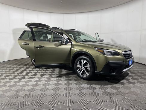 Used 2022 Subaru Outback Touring XT image 9