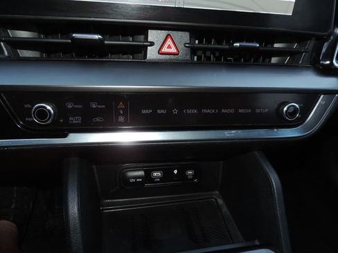 Used 2023 Kia Sportage EX image 24