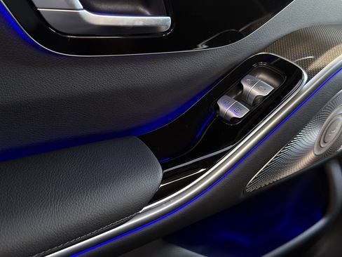 Used 2022 Mercedes-Benz S 500 4MATIC w/ AMG Line Package image 65