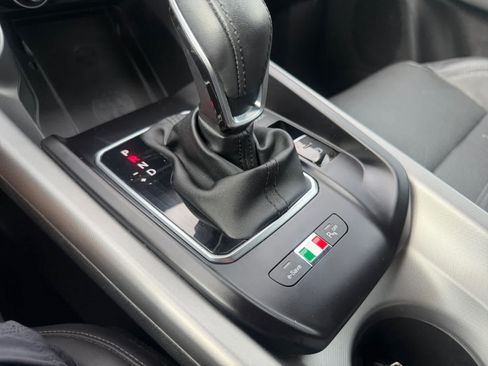 Used 2024 Alfa Romeo Tonale Ti w/ Premium Interior Package AWD/4WD image 26