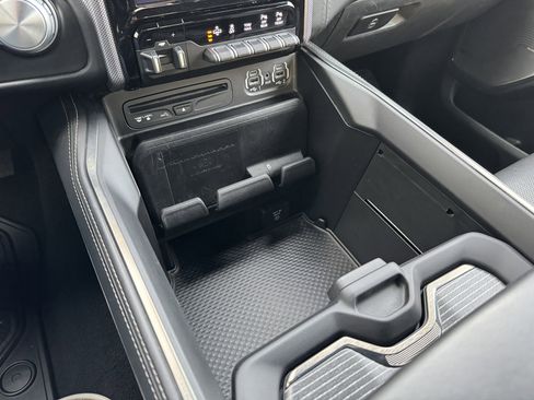 Used 2019 RAM 1500 Limited image 21