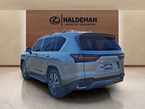 New 2026 Lexus LX 600 4WD w/ Luxury Package image 3
