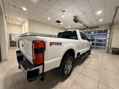Used 2024 Ford F350 Lariat w/ FX4 Off-Road Package image 6