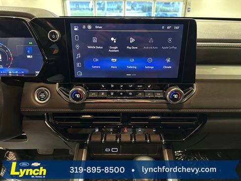 Used 2024 Chevrolet Colorado LT w/ LT Convenience Package III AWD/4WD image 12