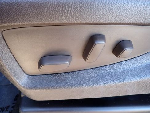 Used 2017 GMC Sierra 2500 Denali w/ Duramax Plus Package image 10