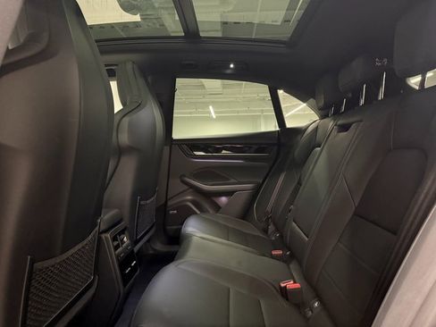 Used 2024 Porsche Macan 4 Electric image 26