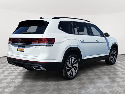 Certified 2024 Volkswagen Atlas SE AWD/4WD image 5