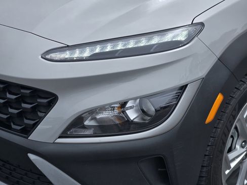 Used 2023 Hyundai Kona SEL FWD image 10