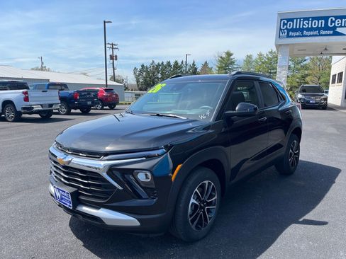 New 2026 Chevrolet TrailBlazer LT w/ Convenience Package AWD/4WD image 2