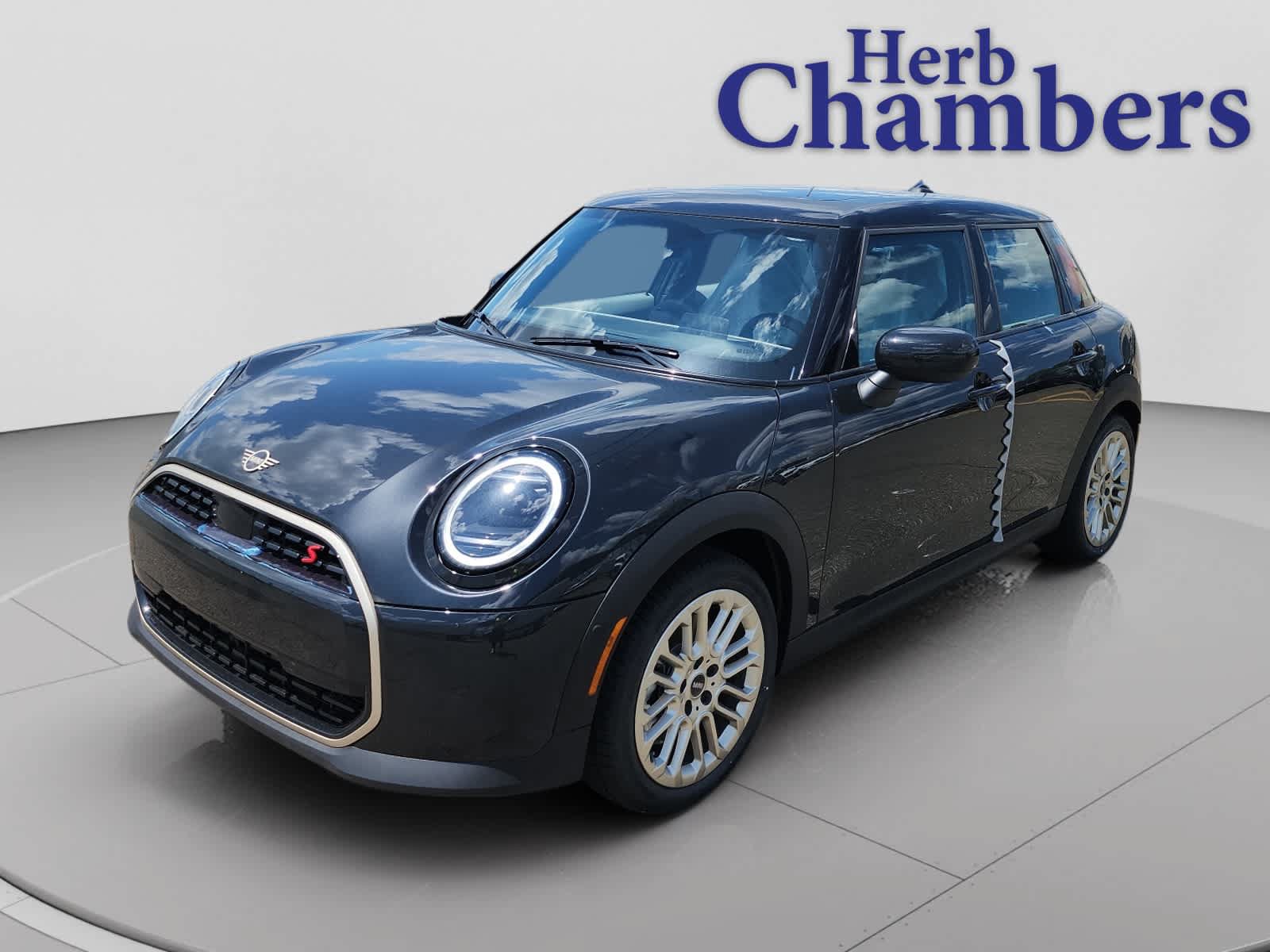 New 2026 MINI Cooper S FWD image 4
