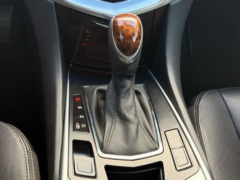 Used 2013 Cadillac SRX Luxury w/ LPO, U-Rail D-Rings Package FWD image 20