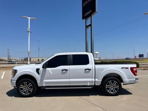 Used 2023 Ford F150 XL w/ STX Appearance Package RWD image 3