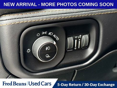 Used 2023 RAM 1500 Limited AWD/4WD image 9
