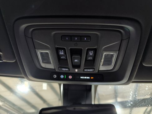 Used 2021 GMC Sierra 2500 Denali image 11