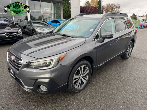 Used 2018 Subaru Outback 2.5i Limited image 1
