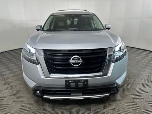 Used 2022 Nissan Pathfinder SL w/ SL Premium Package image 8