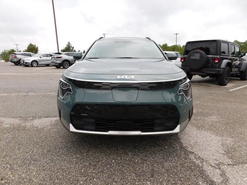 Used 2023 Kia Niro Wind FWD image 3