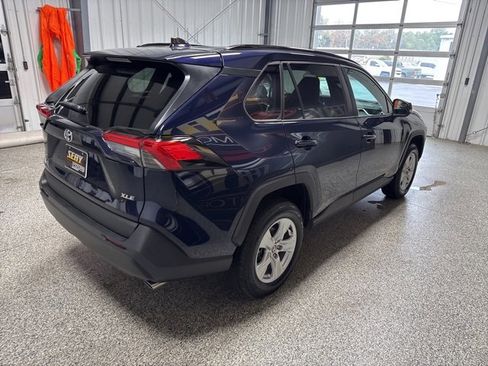Used 2021 Toyota RAV4 XLE image 19