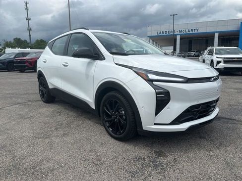 New 2027 Chevrolet Bolt RS w/ Super Cruise Package FWD image 1