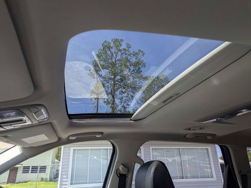 Used 2025 Kia Telluride S FWD image 23