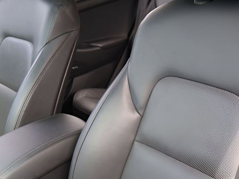 Used 2017 Hyundai Tucson Limited AWD/4WD image 14