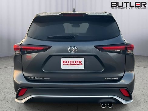 Certified 2025 Toyota Highlander XSE AWD/4WD image 6