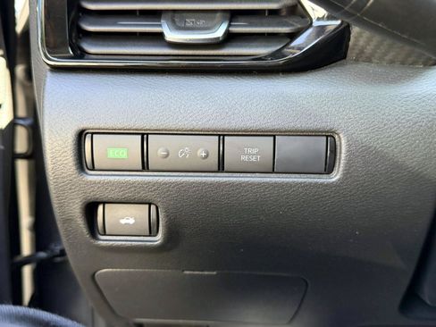 Used 2023 Nissan Sentra SV w/ All-Weather Package FWD image 18