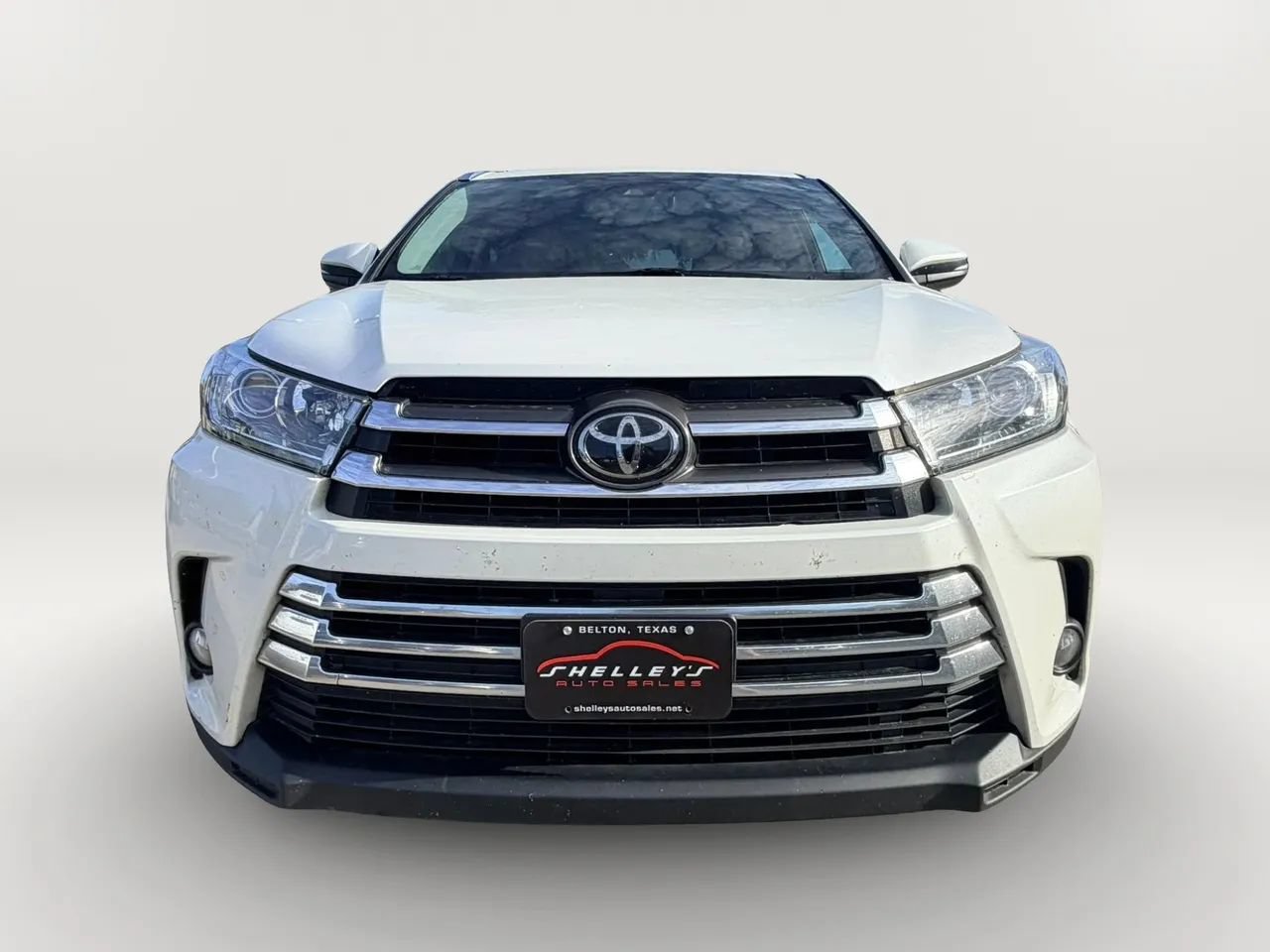 Used 2018 Toyota Highlander Limited FWD image 3