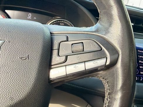 Used 2020 Cadillac XT4 Premium Luxury w/ Cold Weather Package FWD image 33