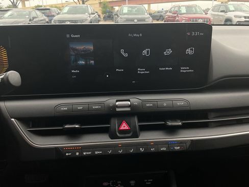 Used 2025 Kia K4 FWD image 26