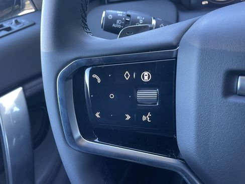 Certified 2024 Land Rover Discovery Sport S image 23